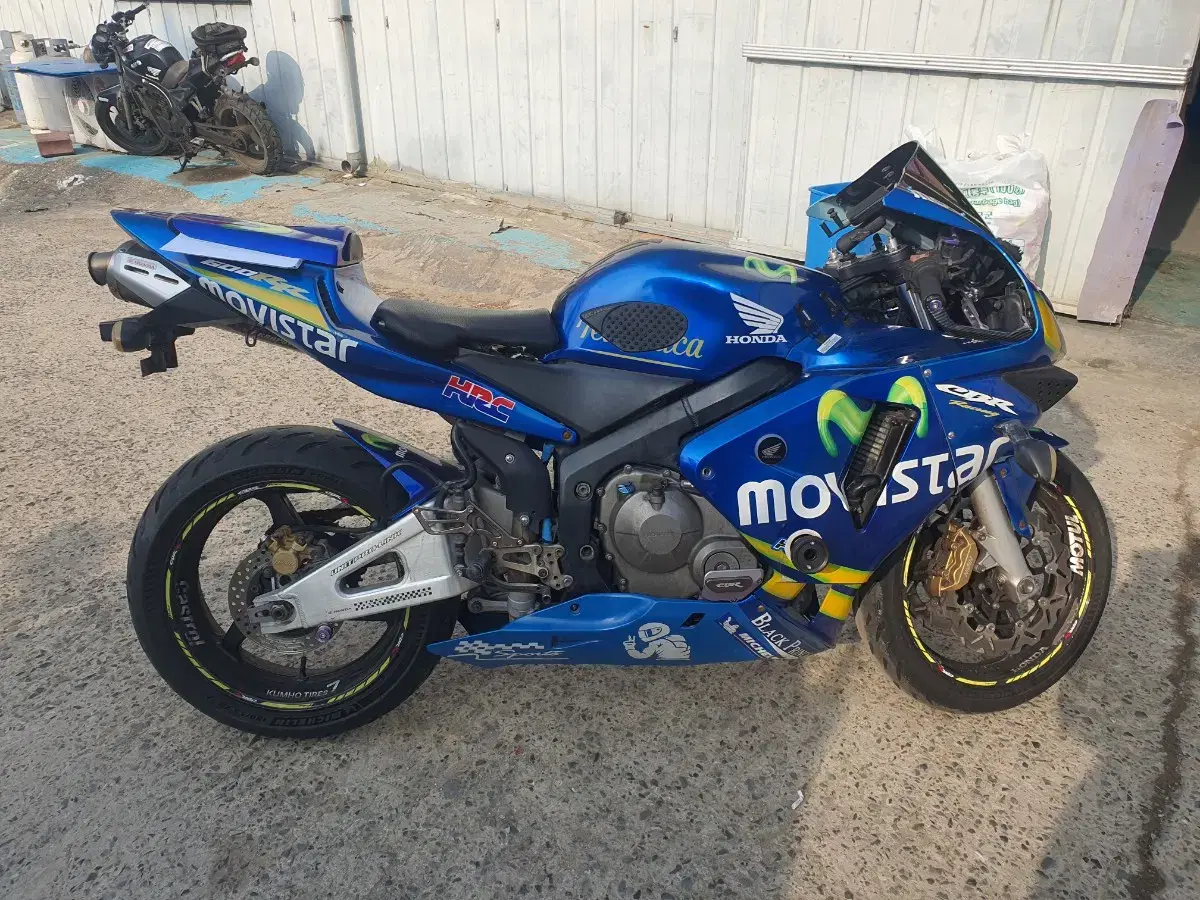 오토바이 CBR 600rr  600cc  2004년식